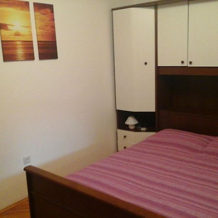 Apartments Tanja & Boris Baška Habitación foto