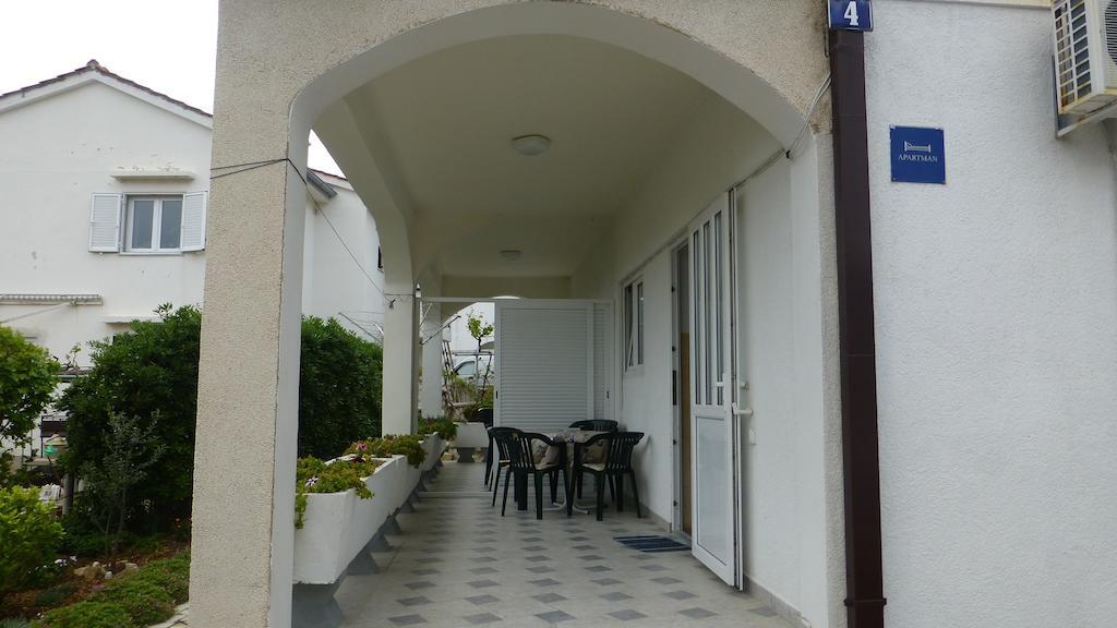 Apartments Tanja & Boris Baška Exterior foto