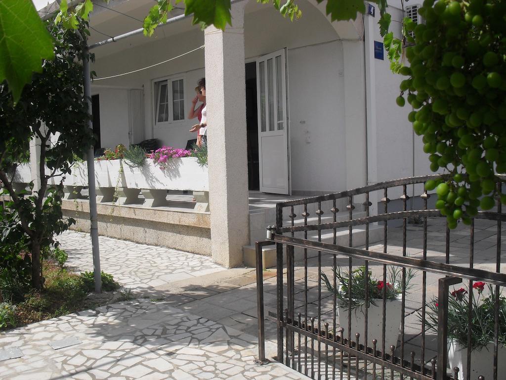 Apartments Tanja & Boris Baška Habitación foto