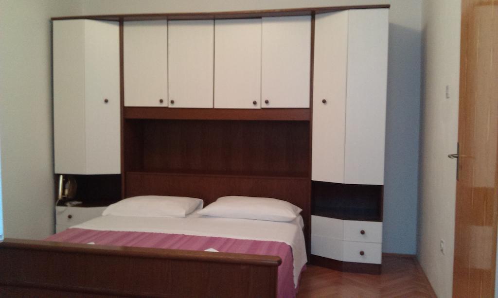 Apartments Tanja & Boris Baška Habitación foto